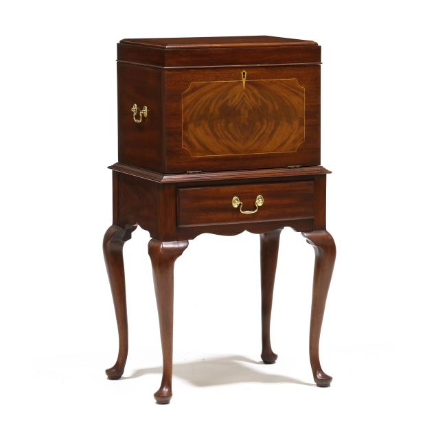 henkel-harris-federal-style-inlaid-mahogany-silver-chest