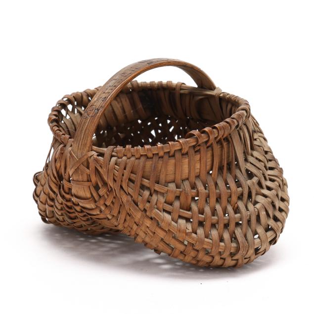 antique-south-carolina-diminutive-buttocks-basket