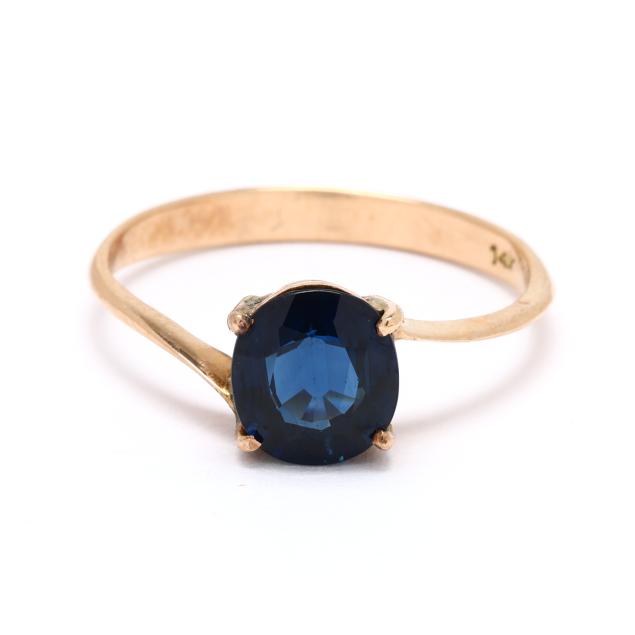 gold-and-sapphire-ring