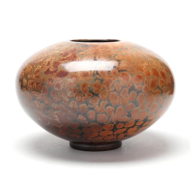 jim-whalen-horse-shoe-nc-paradox-pottery-vessel