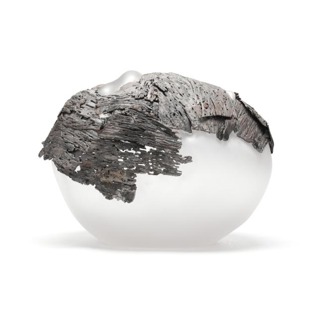 kento-siasho-american-glass-and-steel-sculpture