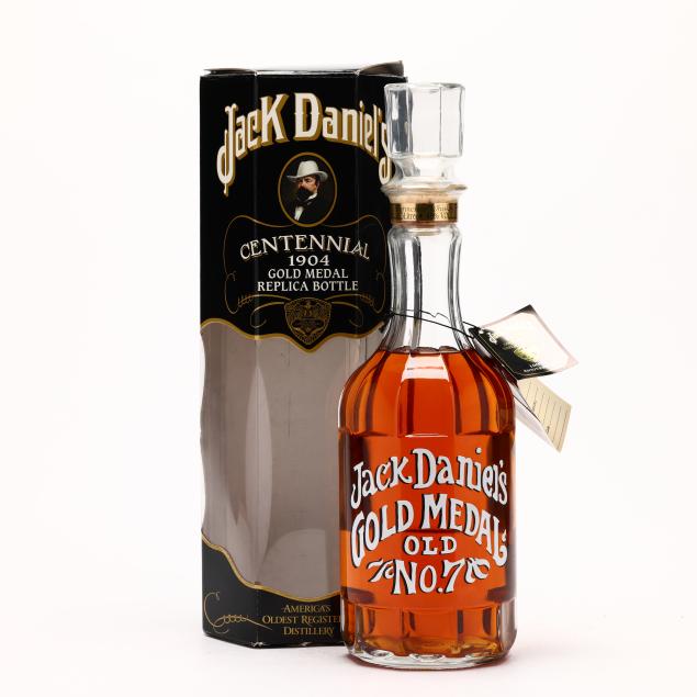 jack-daniel-s-centennial-1904-gold-medal-tennessee-whiskey