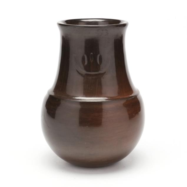 virginia-garcia-santa-clara-b-1963-blackware-jar