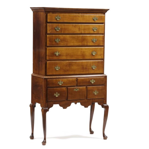 massachusetts-queen-anne-figured-maple-highboy