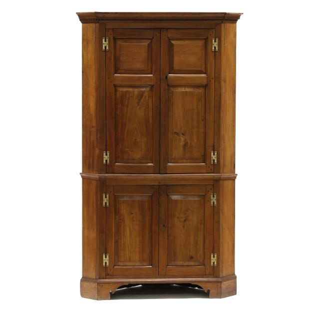 virginia-chippendale-walnut-corner-cupboard