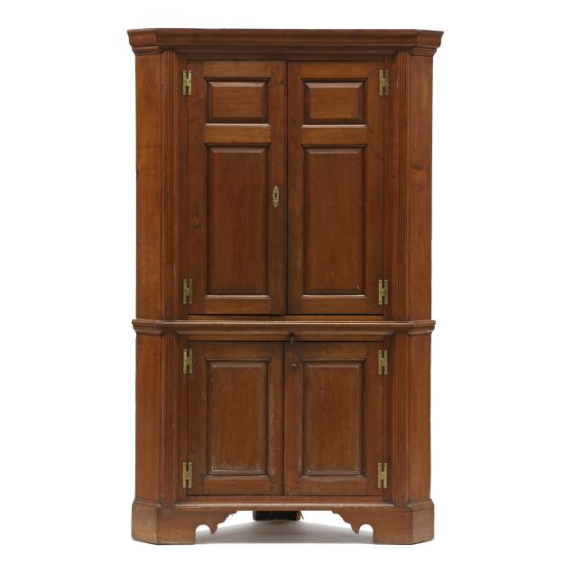 virginia-chippendale-walnut-corner-cupboard