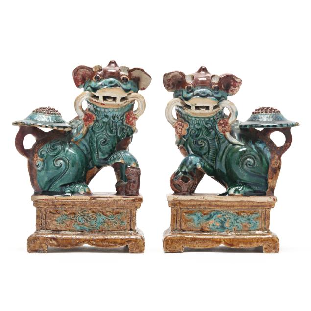 a-pair-of-large-chinese-ceramic-foo-lions