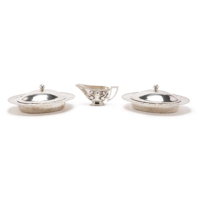 pair-of-chinese-export-silver-i-dragon-chasing-pearl-i-covered-entree-dishes-and-a-sauceboat