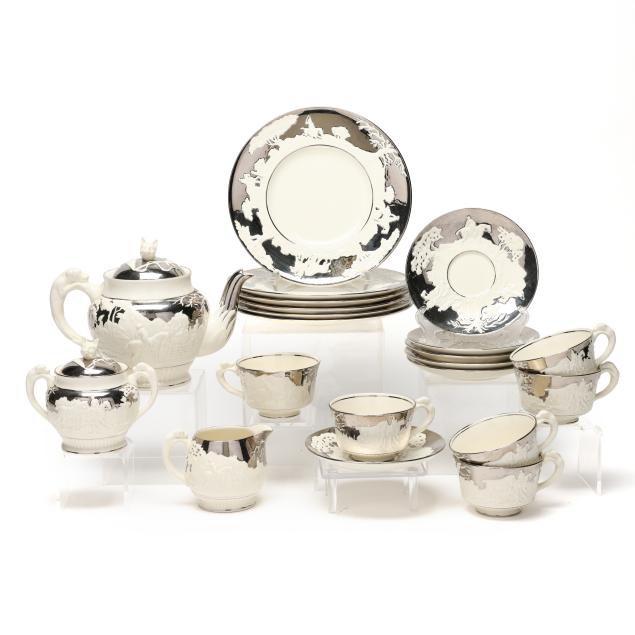 wedgwood-i-d-ye-ken-john-peel-i-tea-set-with-platinum-trim