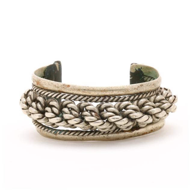 antique-white-metal-egyptian-cuff-bracelet