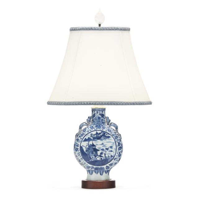 chinese-moon-flask-lamp-with-shade
