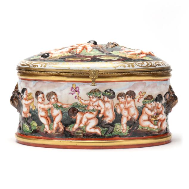 large-oval-capodimonte-style-porcelain-box