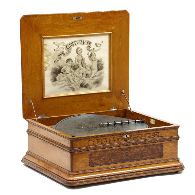 criterion-20-1-2-inch-music-box-with-16-discs