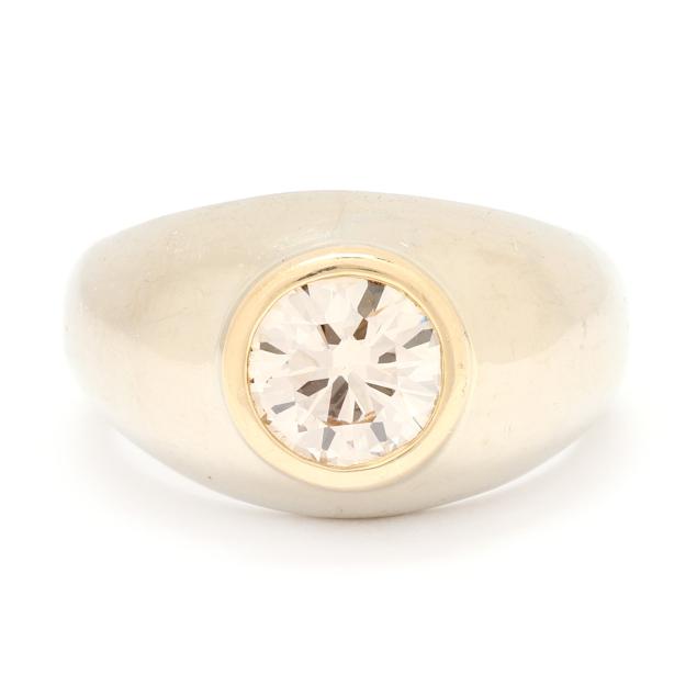 white-gold-and-1-66-carat-round-brilliant-cut-diamond-solitaire-ring