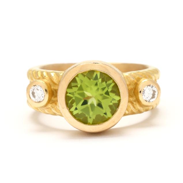 gold-peridot-and-diamond-ring