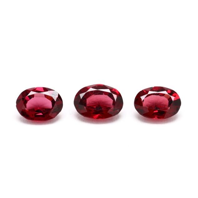 group-of-three-loose-oval-cut-garnets