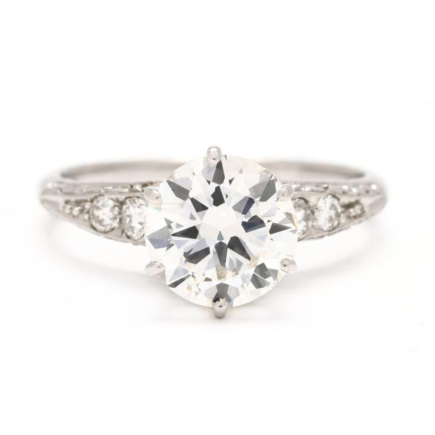 antique-platinum-and-1-75-carat-round-brilliant-cut-diamond-ring