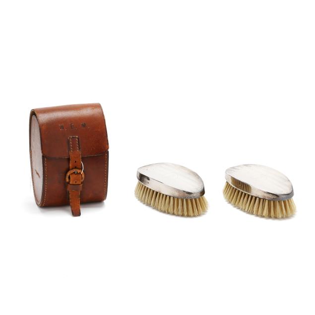 cased-pair-of-george-v-silver-clothes-brushes-mark-of-charles-richard-comyns