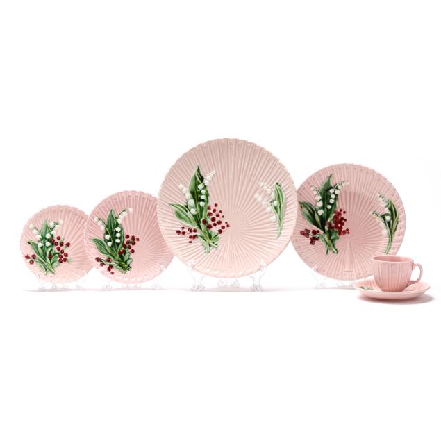 schramberg-majolica-powder-pink-i-lily-of-the-valley-i-dinner-service