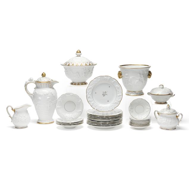 set-of-vintage-gilt-capodimonte-style-porcelain