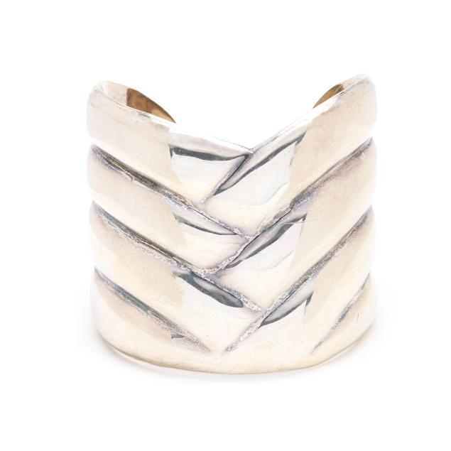 wide-mexican-silver-cuff-bracelet