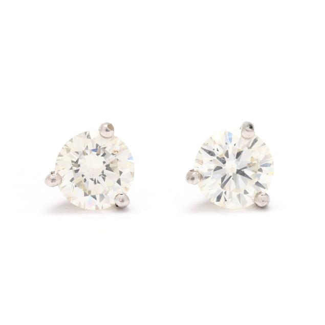 pair-of-diamond-stud-earrings