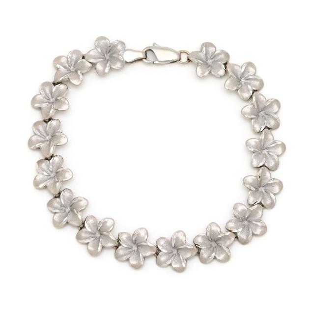 white-gold-floral-link-bracelet