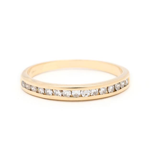 gold-and-diamond-band