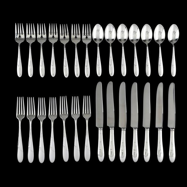 baker-manchester-i-vogue-i-sterling-silver-flatware