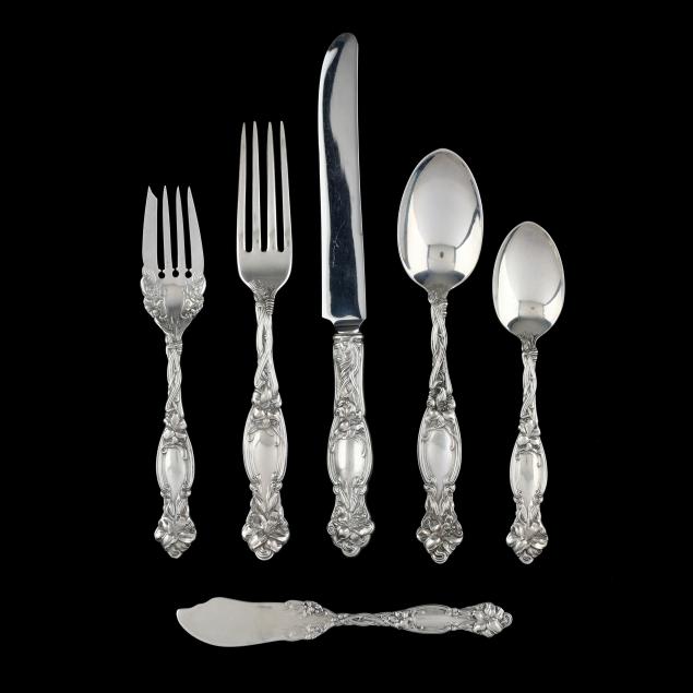 international-i-frontenac-i-sterling-silver-flatware-service