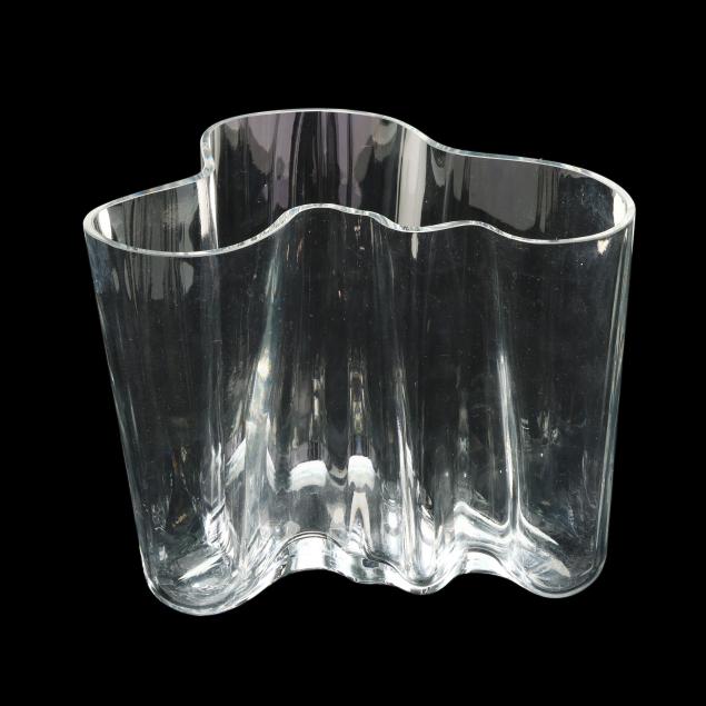 alvar-aalto-finnish-1898-1976-glass-i-savoy-i-vase