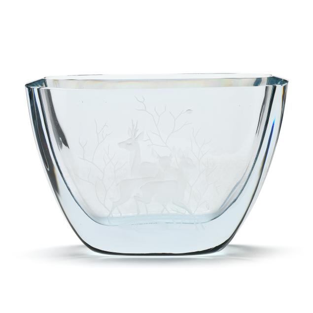 strombergshyttan-etched-glass-vase-with-deer