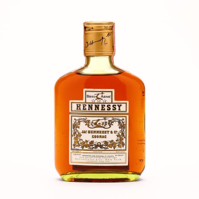 hennessy-bras-arme-cognac-1-half-pint