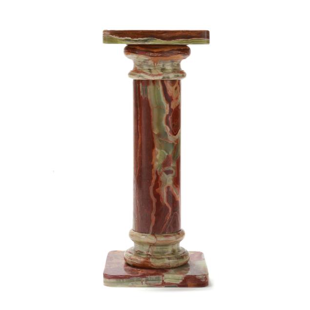 classical-style-green-onyx-pedestal