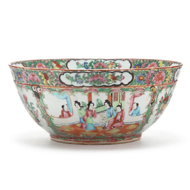a-large-chinese-export-rose-medallion-porcelain-punch-bowl