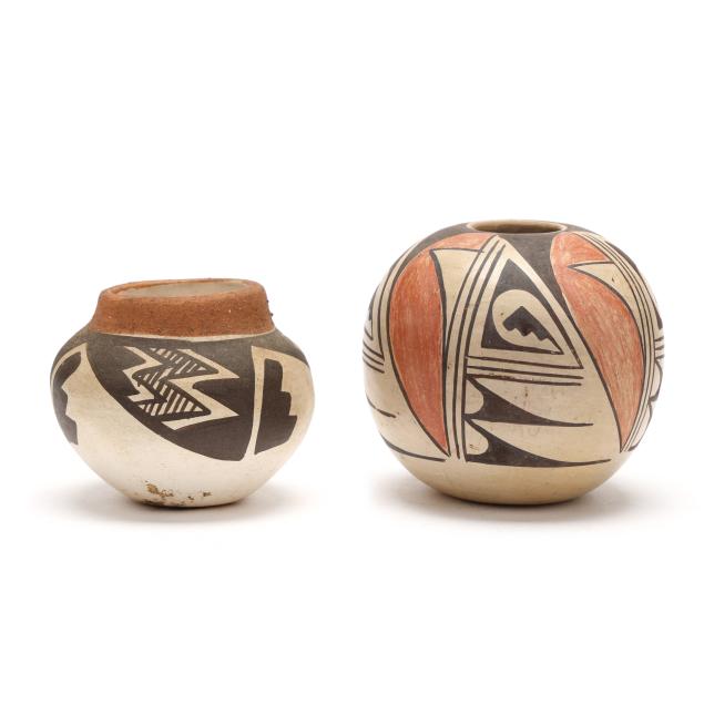 two-miniature-pueblo-pots-signed