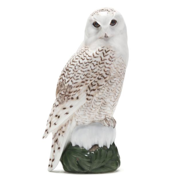 royal-copenhagen-porcelain-snowy-owl
