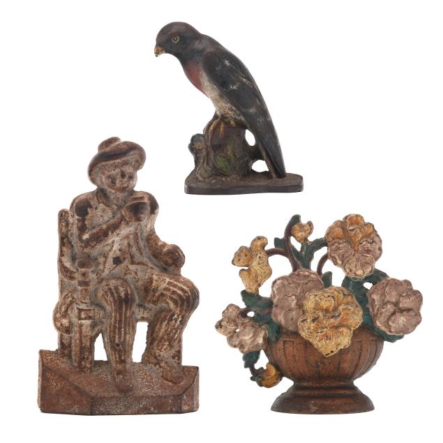 three-vintage-cast-iron-doorstops-including-souter-johnnie