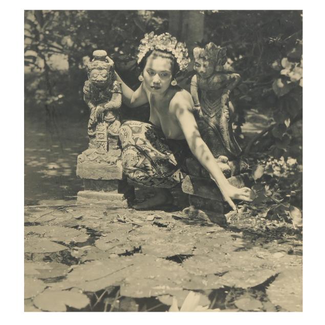 photograph-of-ni-pollock-balinese-1917-1985-in-a-garden