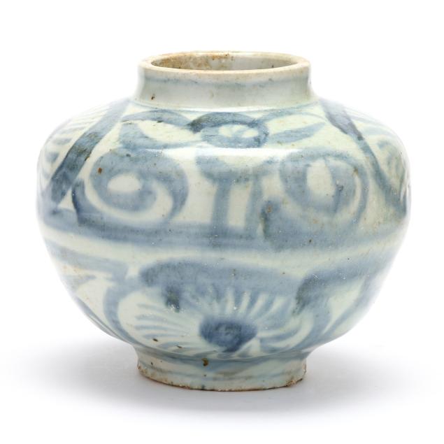 an-asian-jar-with-blue-decoration