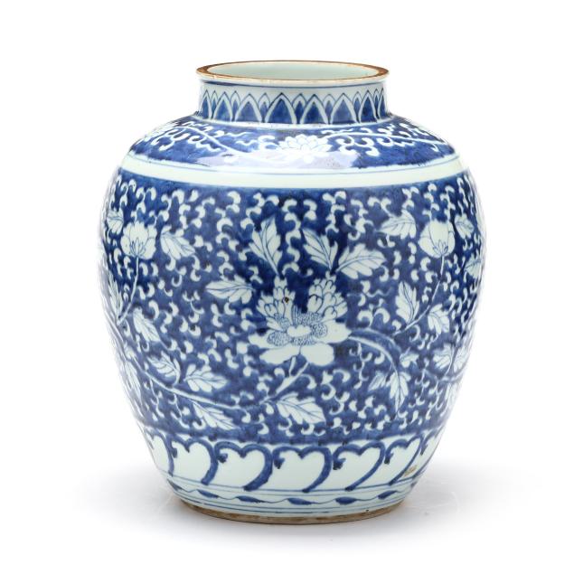 a-large-chinese-blue-and-white-jar