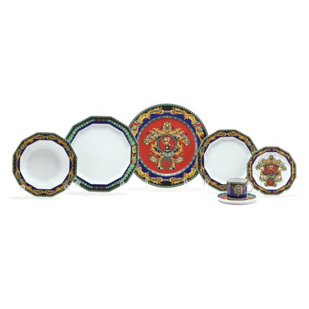 rosenthal-versace-i-le-roy-soleil-i-partial-dinnerware-set