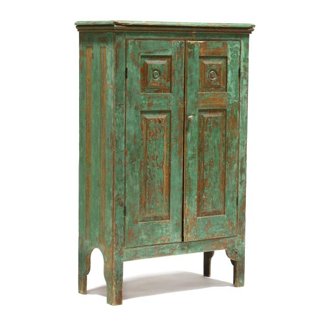 southern-painted-yellow-pine-diminutive-cupboard