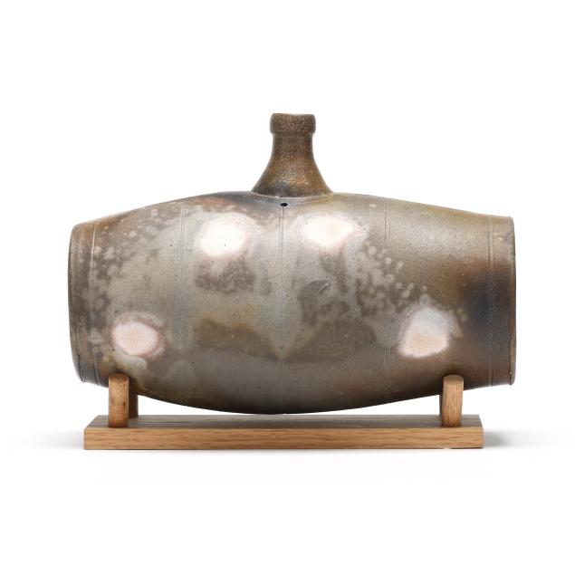 mark-hewitt-nc-b-1955-ceramic-rundlet-on-stand