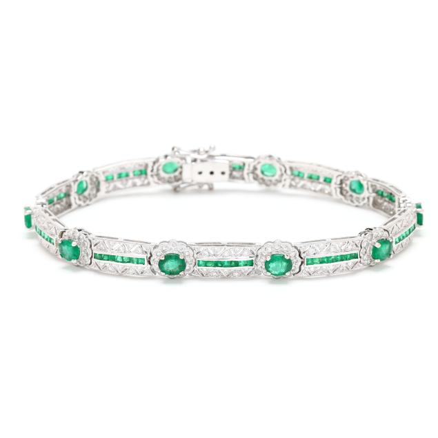 white-gold-diamond-and-emerald-bracelet