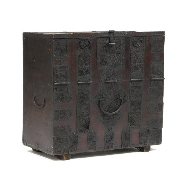 a-korean-elm-iron-mounted-i-bandaji-i-storage-chest