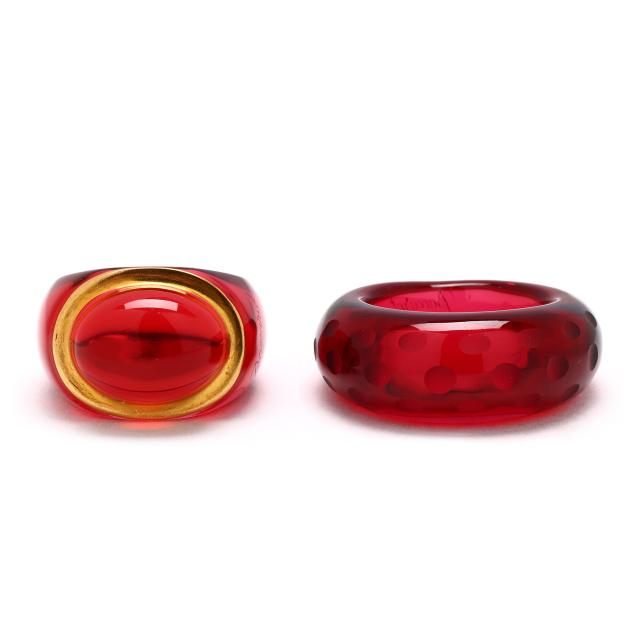 two-red-crystal-rings-baccarat