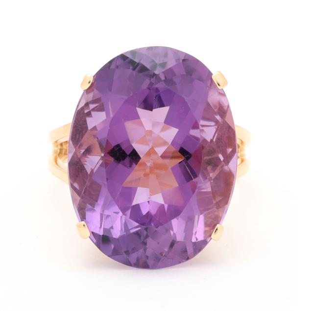 gold-and-amethyst-ring