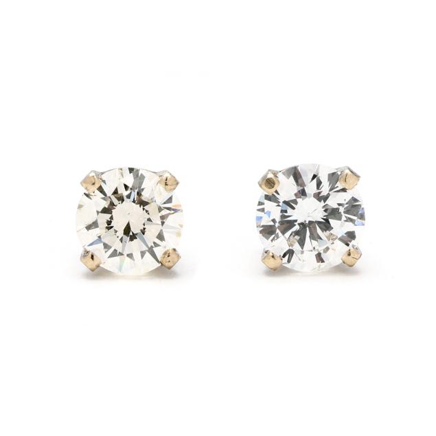 white-gold-and-1-09-total-carat-diamond-stud-earrings
