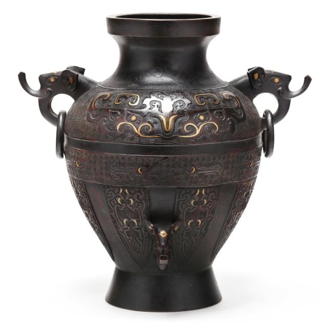 a-chinese-gold-inlaid-bronze-urn-with-archaic-pattern